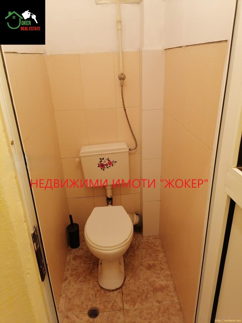 Оферта за недвижим имот с номер 21143: магазин в Велико Търново - Център в категория продава - 60 м2 на цена 69000 EUR - снимка номер 4 Снимка 4 на магазин в Велико Търново - Център в категория недвижими имоти продава - 60 м2 на цена 69000 EUR