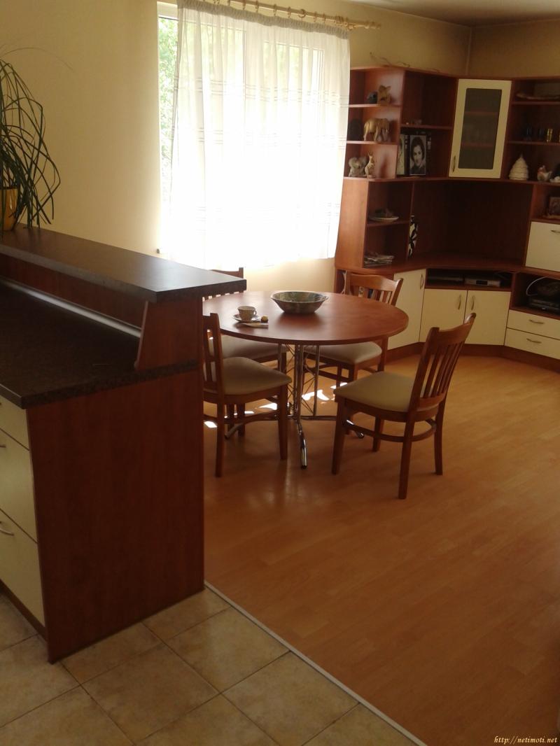 Снимка 2 на двустаен апартамент в София - Център в категория недвижими имоти дава под наем - 75 м2 на цена  500 EUR 