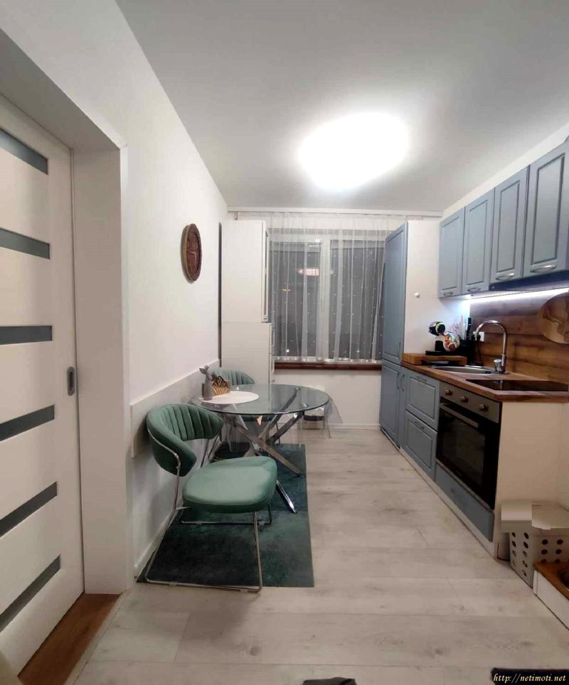 Снимка 4 на двустаен апартамент в Бургас област -  в категория недвижими имоти продава - 50 м2 на цена  0 EUR 