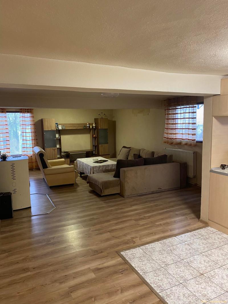 снимка на къща в Пазарджик област с.Добровница