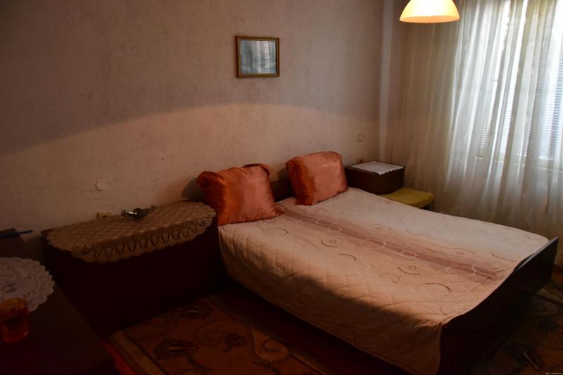 Оферта за недвижим имот с номер 20785: къща в Пловдив област - гр.Първомай в категория продава - 260 м2 на цена 112484 EUR - снимка номер 6 Снимка 6 на къща в Пловдив област - гр.Първомай в категория недвижими имоти продава - 260 м2 на цена 112484 EUR