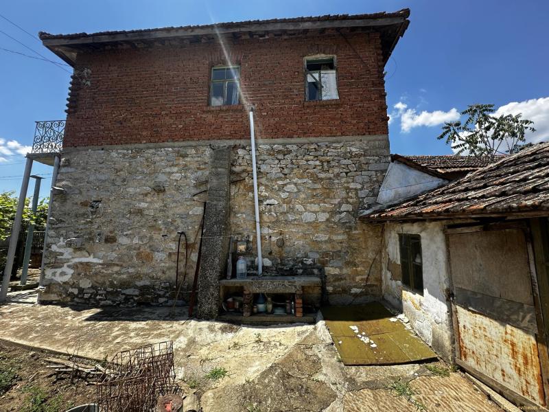 Оферта за недвижим имот с номер 20798: къща в Ямбол област - с.Мелница в категория продава - 80 м2 на цена 25565 EUR - снимка номер 4 Снимка 4 на къща в Ямбол област - с.Мелница в категория недвижими имоти продава - 80 м2 на цена 25565 EUR