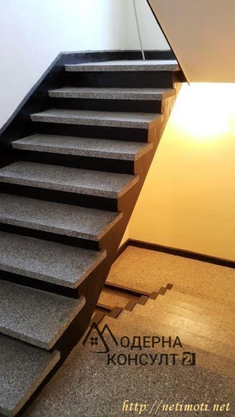 Снимка 5 на къща в Хасково област - с.Добрич в категория недвижими имоти продава - 370 м2 на цена  105000 EUR 