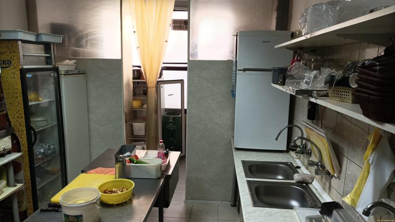 Снимка 5 на заведение в Пловдив - Център в категория недвижими имоти дава под наем - 180 м2 на цена  1023 EUR 