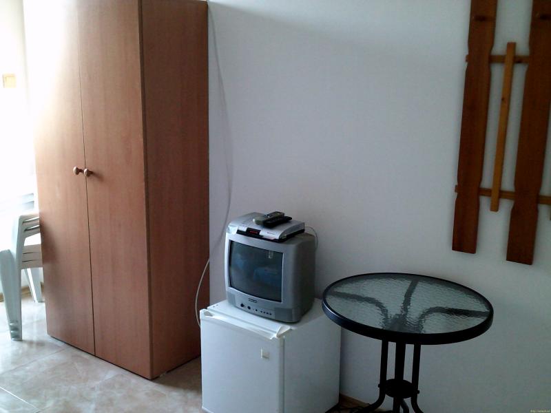 Снимка 6 на къща в Бургас област - с.Равда в категория недвижими имоти продава - 545 м2 на цена  600000 EUR 