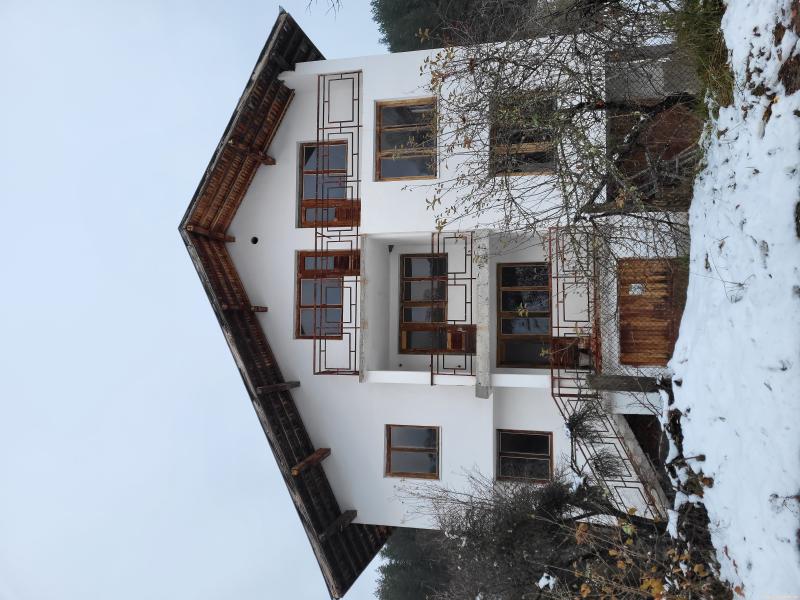 Оферта за недвижим имот с номер 20960: къща в Кюстендил област - с.Църварица в категория продава - 300 м2 на цена 49300 EUR - снимка номер 0 Снимка 0 на къща в Кюстендил област - с.Църварица в категория недвижими имоти продава - 300 м2 на цена 49300 EUR