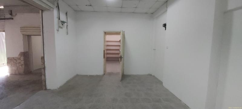 Снимка 7 на склад в Пловдив - Индустриална зона - Север в категория недвижими имоти дава под наем - 84 м2 на цена  256 EUR 