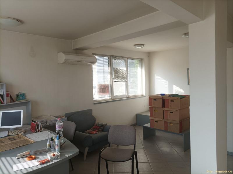 Оферта за недвижим имот с номер 21144: офис в Шумен - Център в категория продава - 43 м2 на цена 68002 EUR - снимка номер 1 Снимка 1 на офис в Шумен - Център в категория недвижими имоти продава - 43 м2 на цена 68002 EUR