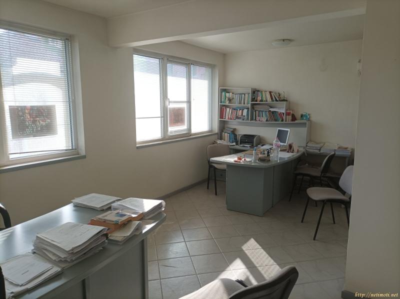 Оферта за недвижим имот с номер 21144: офис в Шумен - Център в категория продава - 43 м2 на цена 68002 EUR - снимка номер 3 Снимка 3 на офис в Шумен - Център в категория недвижими имоти продава - 43 м2 на цена 68002 EUR