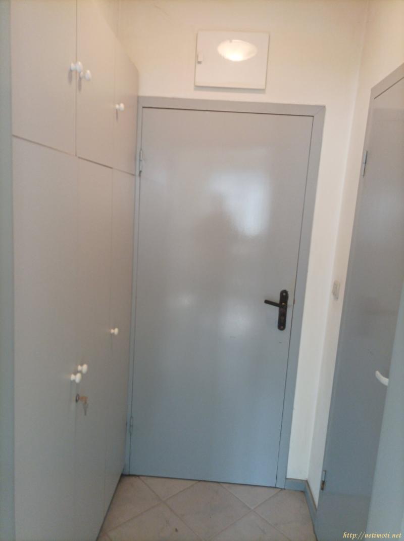 Оферта за недвижим имот с номер 21144: офис в Шумен - Център в категория продава - 43 м2 на цена 68002 EUR - снимка номер 5 Снимка 5 на офис в Шумен - Център в категория недвижими имоти продава - 43 м2 на цена 68002 EUR